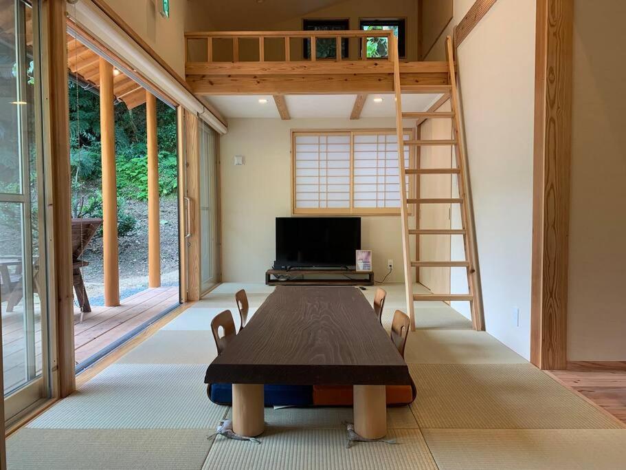 Villa マムヴィッラin森の中の一軒家 Nago Exterior foto