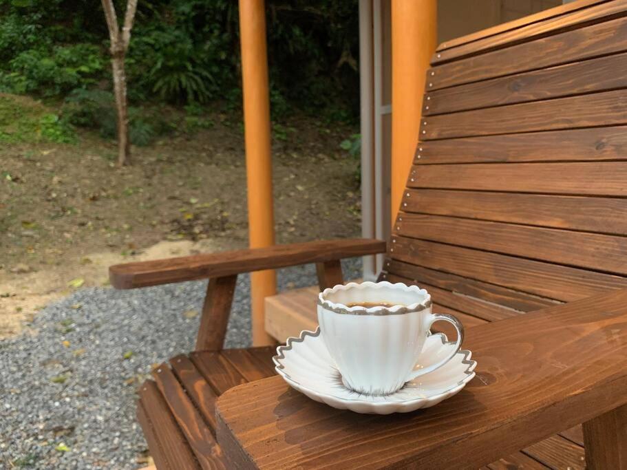 Villa マムヴィッラin森の中の一軒家 Nago Exterior foto